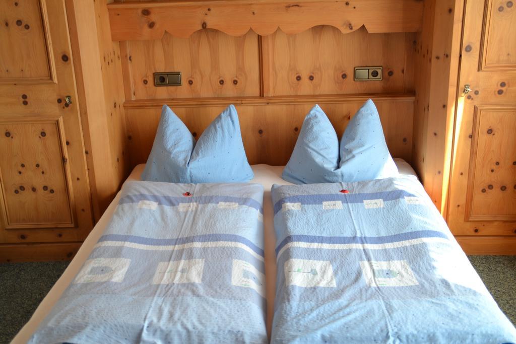 Gaestehaus Christoph Ried im Zillertal Buitenkant foto