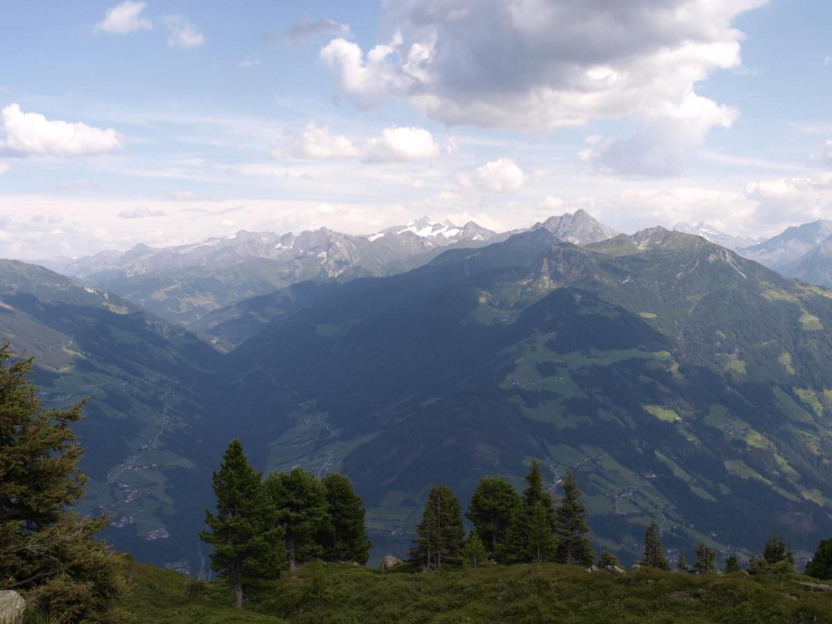 Gaestehaus Christoph Ried im Zillertal Buitenkant foto